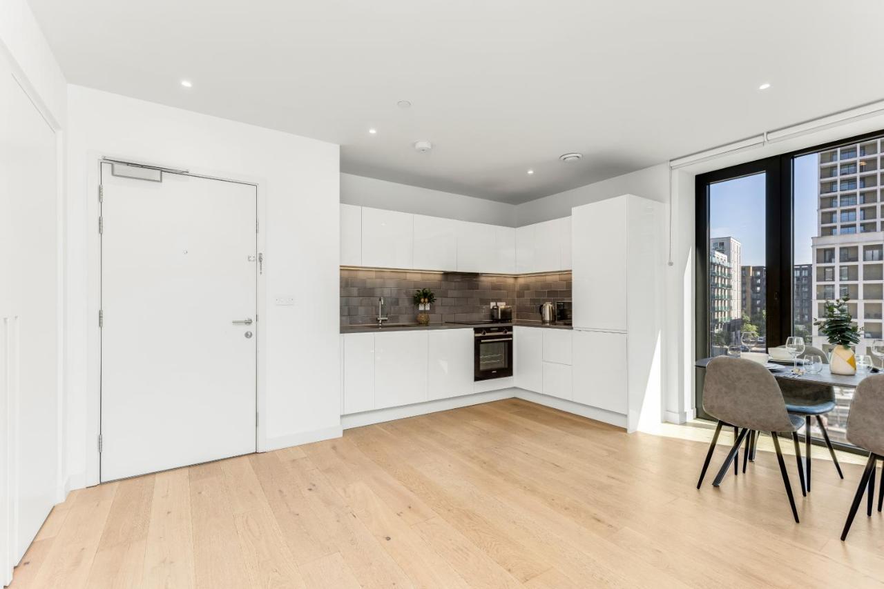 The Grand Cabo - Two Bed London